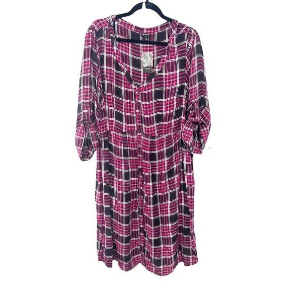 Torrid Womens Plus Dress Sz 2X Red Black Plaid 3/4 Slv V Neck Button Shirt NWT - Picture 2 of 8